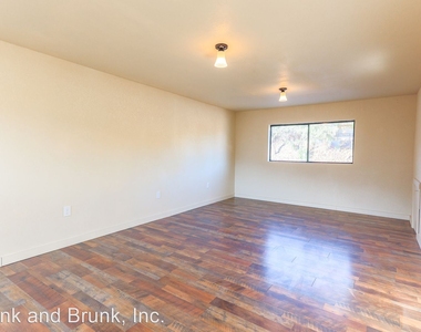 2530 W Colorado Apt L - Photo Thumbnail 9