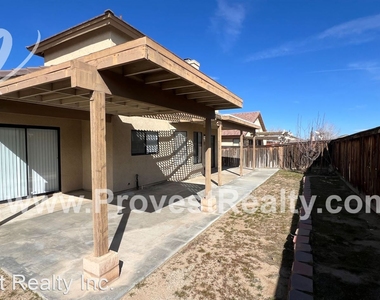 12327 Sandstone Cir - Photo Thumbnail 26