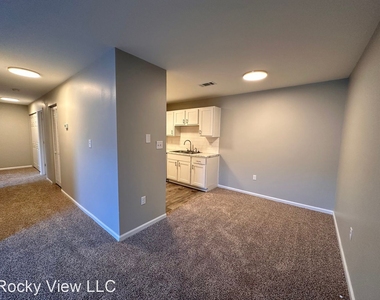 1810 Rocky View Way - Photo Thumbnail 4