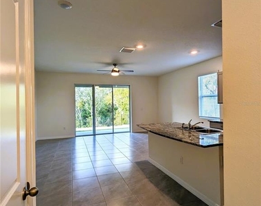 9272 Rock Harbour Way - Photo Thumbnail 6