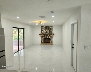 5000 Sw 193rd Ln - Photo Thumbnail 3