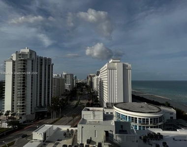 5401 Collins Ave - Photo Thumbnail 21