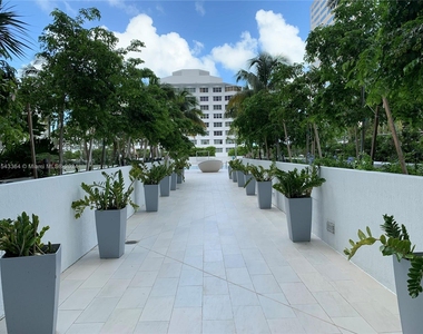 951 Brickell Ave - Photo Thumbnail 18