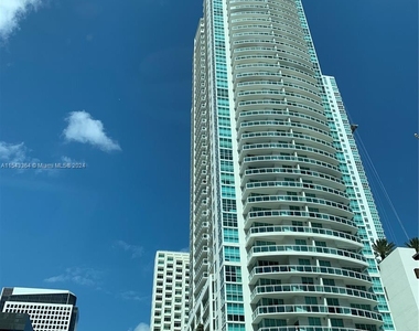 951 Brickell Ave - Photo Thumbnail 21