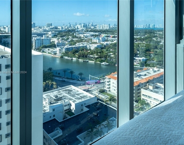 2655 Collins Ave - Photo Thumbnail 5