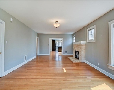 4039 Central Avenue - Photo Thumbnail 5