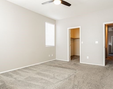 5717 Mount Ida Street - Photo Thumbnail 38