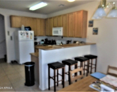 2600 E Springfield Place - Photo Thumbnail 7