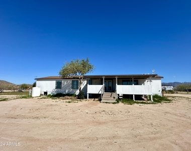 18633 W Rustler Road - Photo Thumbnail 18