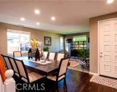 29183 Castle Cove Court - Photo Thumbnail 4