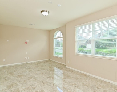 5306 Belle Manor Lane - Photo Thumbnail 35