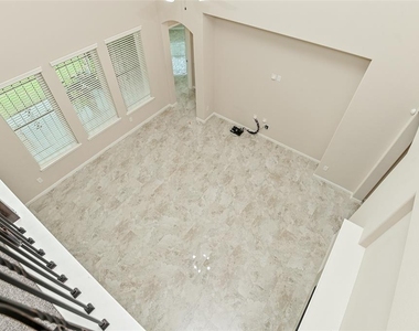 5306 Belle Manor Lane - Photo Thumbnail 22