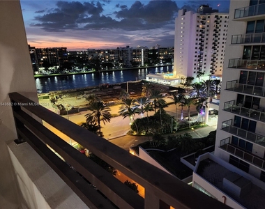 3505 S Ocean Dr - Photo Thumbnail 22