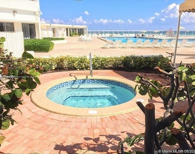 3505 S Ocean Dr - Photo Thumbnail 27