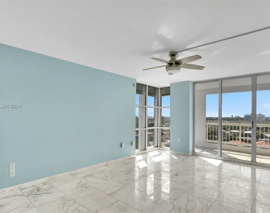 9341 Collins Ave - Photo Thumbnail 10