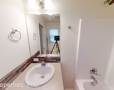 5808 Se 83rd Avenue - Photo Thumbnail 16