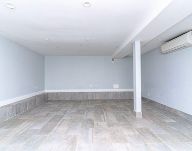 644 Lorimer Street - Photo Thumbnail 7