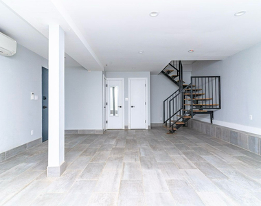 644 Lorimer Street - Photo Thumbnail 8