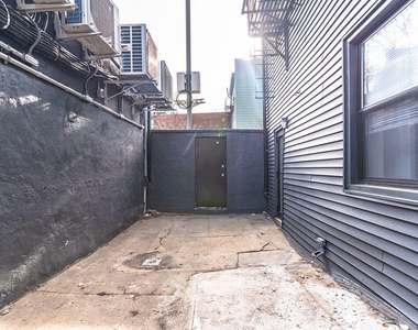 644 Lorimer Street - Photo Thumbnail 10