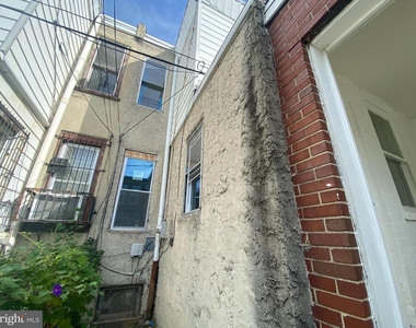 2228 W Firth St - Photo Thumbnail 8