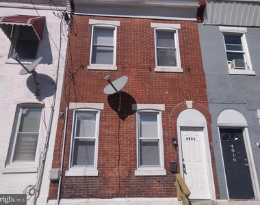 4821 Parrish St - Photo Thumbnail 0