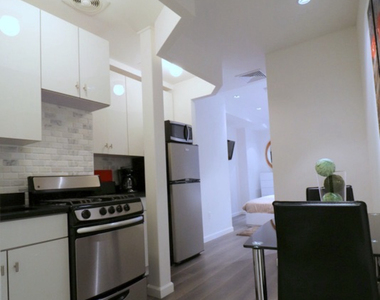 145 Mulberry Street - Photo Thumbnail 5