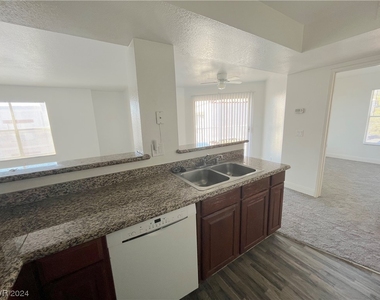 6800 E Lake Mead Boulevard - Photo Thumbnail 2