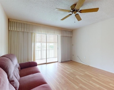 3432 Lake Bayshore Drive - Photo Thumbnail 8