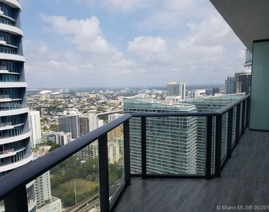 1300 S Miami Ave - Photo Thumbnail 2