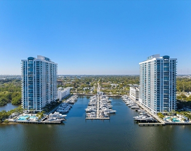 17301 Biscayne Blvd - Photo Thumbnail 4