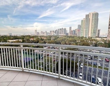 2475 Brickell Ave - Photo Thumbnail 2