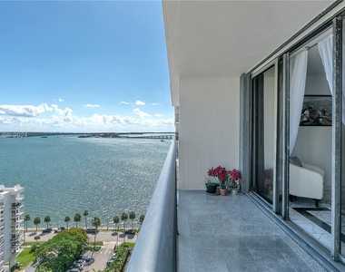 1450 Brickell Bay Dr - Photo Thumbnail 25