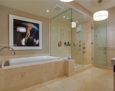 9705 Collins Ave - Photo Thumbnail 12