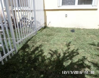 1701 N Treasure Dr - Photo Thumbnail 26