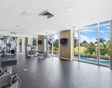 1755 E Hallandale Beach Blvd - Photo Thumbnail 21