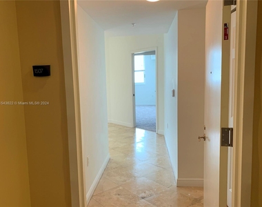 1755 E Hallandale Beach Blvd - Photo Thumbnail 8