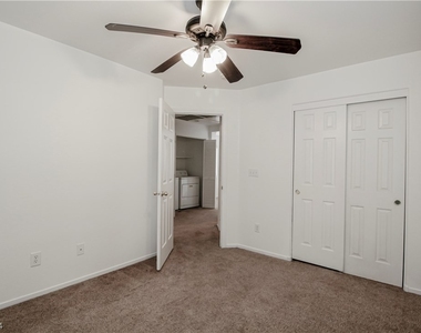 5058 Copperlyn Street - Photo Thumbnail 14