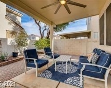 9716 Floweret Avenue - Photo Thumbnail 12