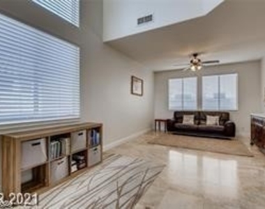 9716 Floweret Avenue - Photo Thumbnail 10