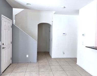 9627 Vega Carpio Avenue - Photo Thumbnail 49