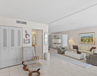 3546 S Ocean Boulevard - Photo Thumbnail 7