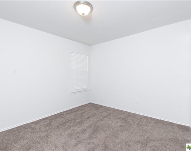 2033 Mallard Court - Photo Thumbnail 23