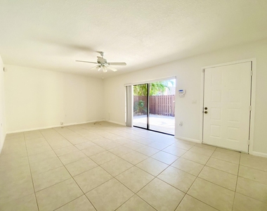 2885 Sw 22nd Circle - Photo Thumbnail 9