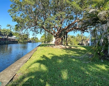 112 Royal Park Dr - Photo Thumbnail 41