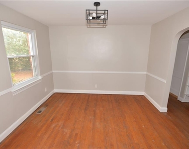 216 Glen Echo Drive - Photo Thumbnail 6