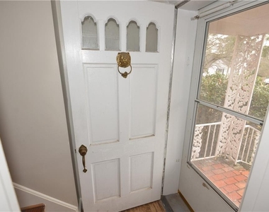 216 Glen Echo Drive - Photo Thumbnail 2