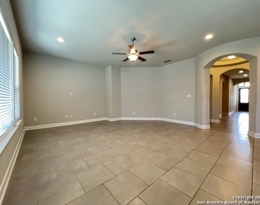 14203 Sam Houston Way - Photo Thumbnail 31