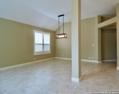 219 Verde Bluff - Photo Thumbnail 3