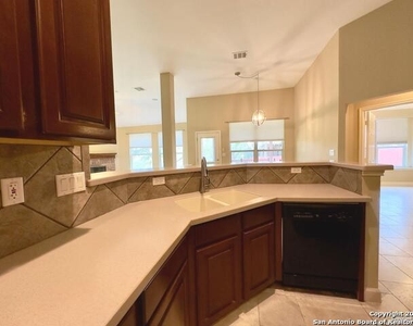 219 Verde Bluff - Photo Thumbnail 12