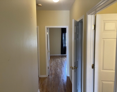 282 Johnston Ave - Photo Thumbnail 6